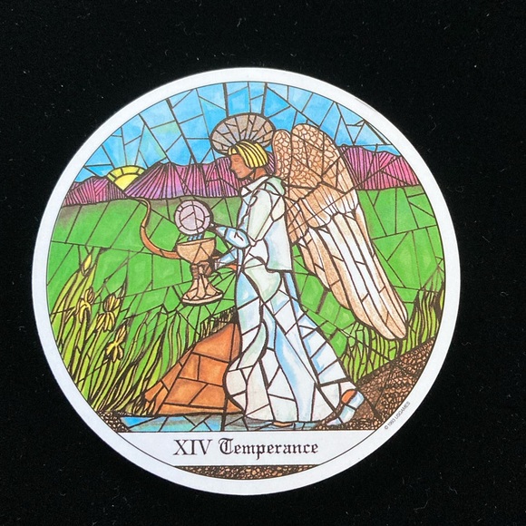 The Tarot of the Cloisters Unique round tarot cards with a mosaic design style - Picture 5 of 9